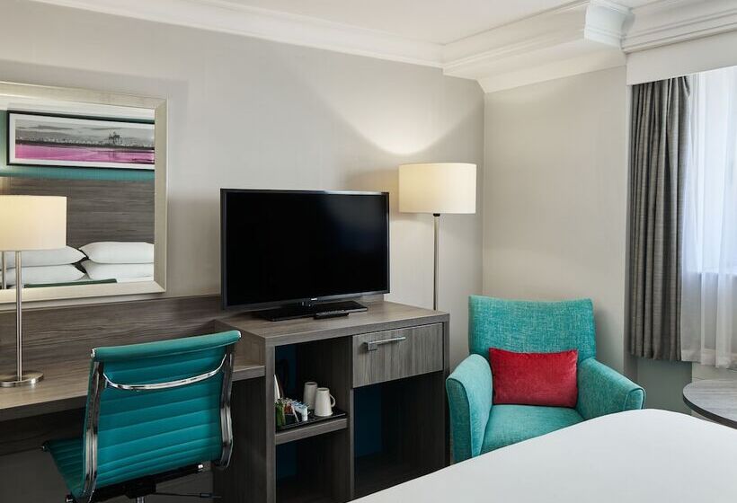 חדר סופריור, Leonardo Middlesbrough