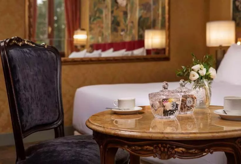 Premium room with view, NH Collection Grand Hotel Palazzo Dei Dogi