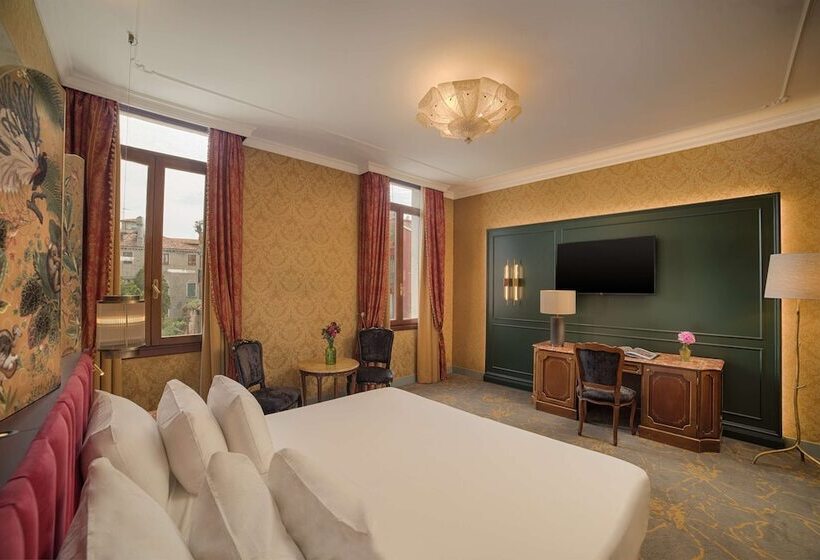 Premium room with view, NH Collection Grand Hotel Palazzo Dei Dogi