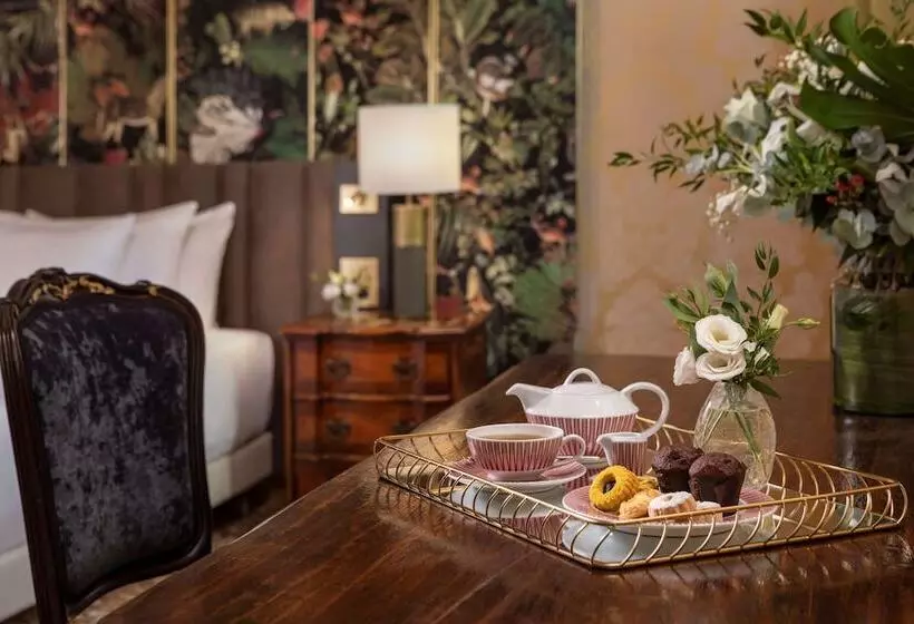 سوییت جونیور, NH Collection Grand Hotel Palazzo Dei Dogi