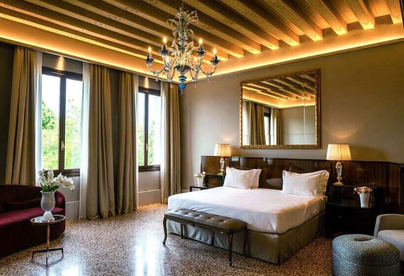 سوییت جونیور, NH Collection Grand Hotel Palazzo Dei Dogi