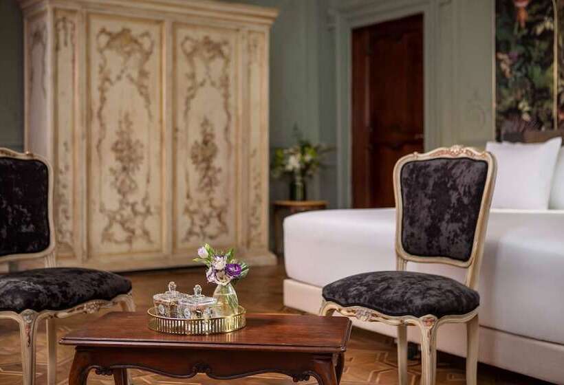 سوییت جونیور, NH Collection Grand Hotel Palazzo Dei Dogi