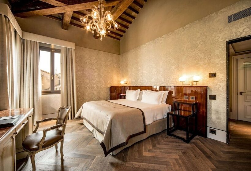 اتاق لوکس, NH Collection Grand Hotel Palazzo Dei Dogi