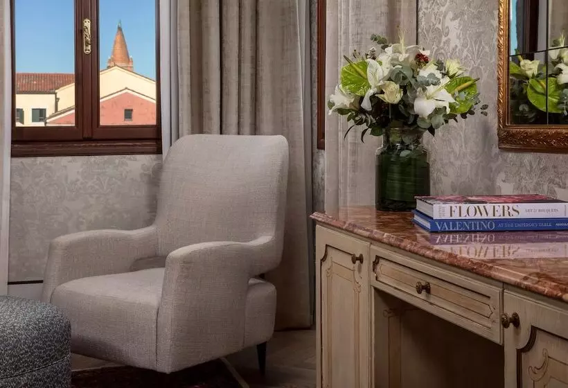اتاق لوکس, NH Collection Grand Hotel Palazzo Dei Dogi