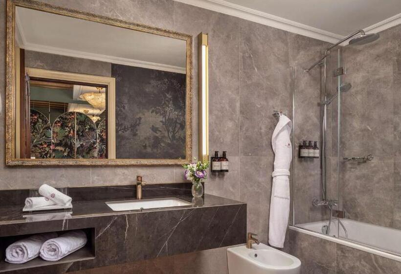 Premium room with view, NH Collection Grand Hotel Palazzo Dei Dogi