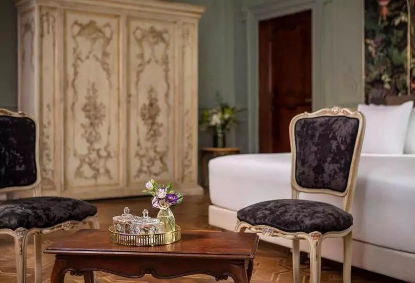 سوییت جونیور, NH Collection Grand Hotel Palazzo Dei Dogi