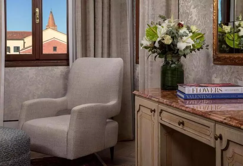 اتاق لوکس, NH Collection Grand Hotel Palazzo Dei Dogi