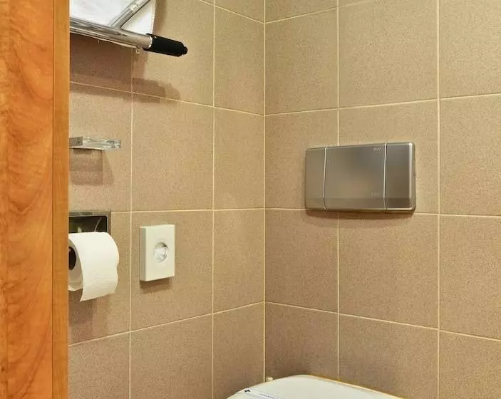 Quarto Triplo Estandar, Olympik