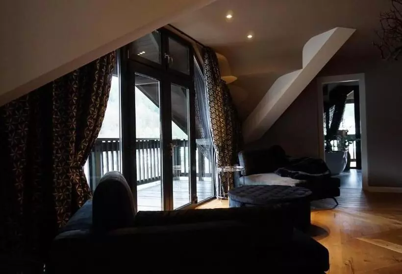 スーペリアースイート, Parkhotel Luise Bad Herrenalb