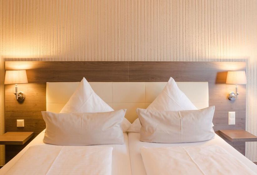 디럭스 룸, Parkhotel Luise Bad Herrenalb