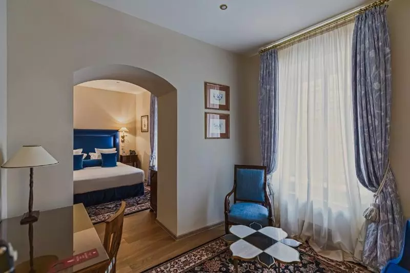 اتاق لوکس, Relais & Chateaux Stikliai