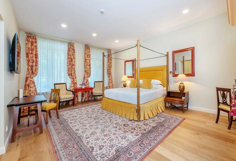 سوییت, Relais & Chateaux Stikliai