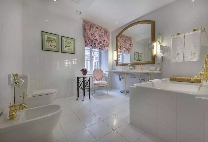سوییت جونیور, Relais & Chateaux Stikliai