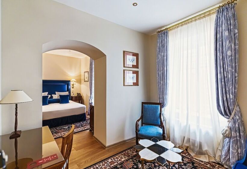 اتاق لوکس, Relais & Chateaux Stikliai