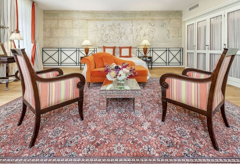 سوییت, Relais & Chateaux Stikliai