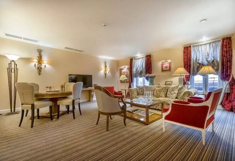 سوئیت پرزیدنت, Relais & Chateaux Stikliai