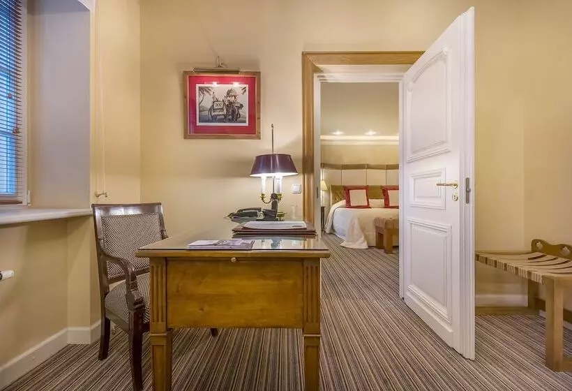 سوئیت پرزیدنت, Relais & Chateaux Stikliai