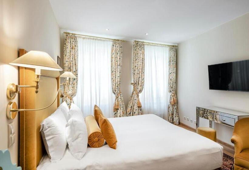 اتاق کلاس بیزنس, Relais & Chateaux Stikliai