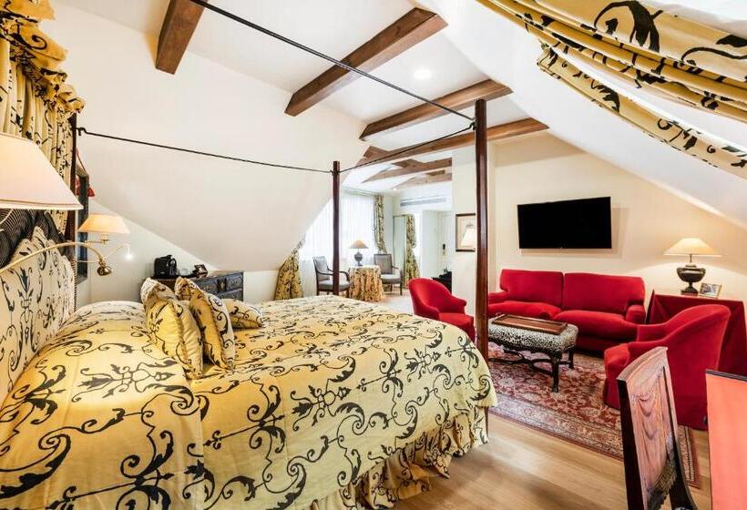 سوییت جونیور, Relais & Chateaux Stikliai