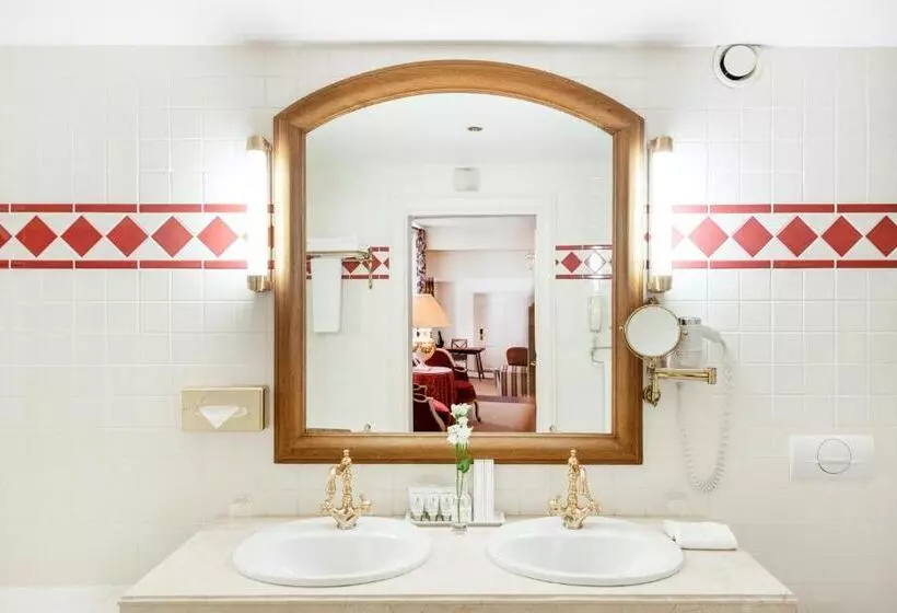 سوییت, Relais & Chateaux Stikliai