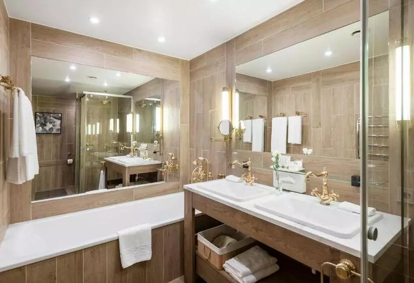 اتاق لوکس, Relais & Chateaux Stikliai