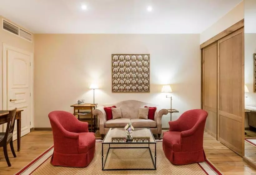 اتاق لوکس, Relais & Chateaux Stikliai