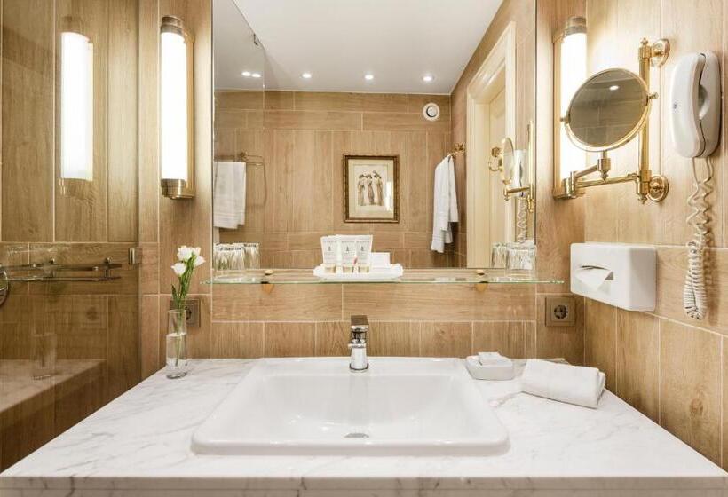 اتاق کلاسیک, Relais & Chateaux Stikliai