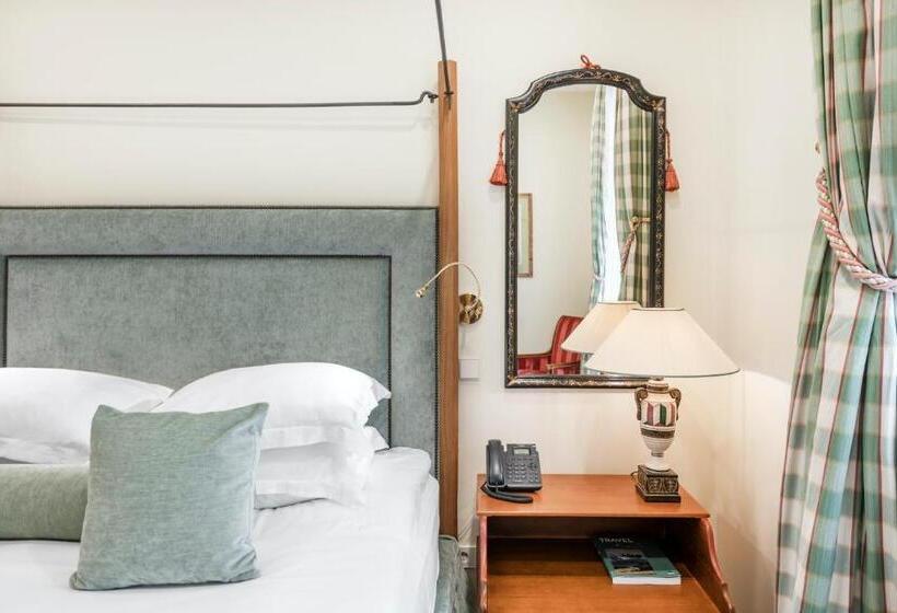 سوییت لوکس, Relais & Chateaux Stikliai