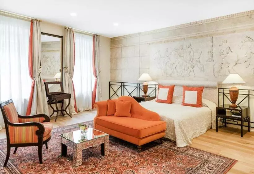 سوییت لوکس, Relais & Chateaux Stikliai