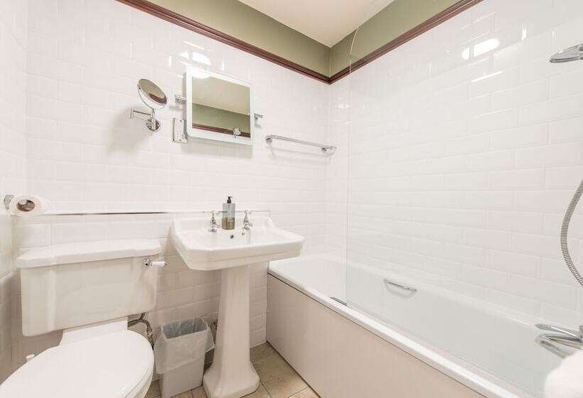 اتاق خانوادگی, The Royal