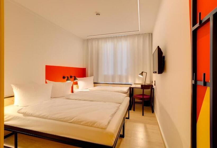 غرفة قياسية ثلاثية, Meininger Hotel Leipzig Hauptbahnhof