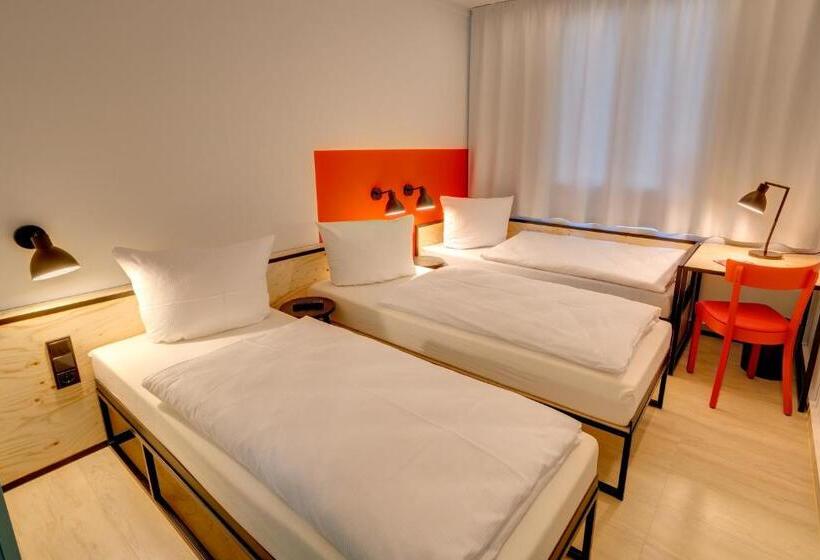 غرفة قياسية ثلاثية, Meininger Hotel Leipzig Hauptbahnhof