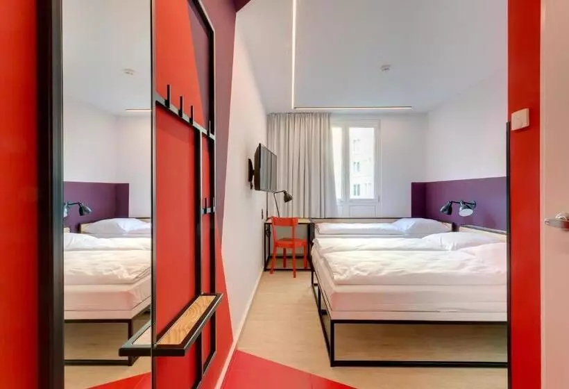 スタンダードトリプルルーム, Meininger Hotel Leipzig Hauptbahnhof