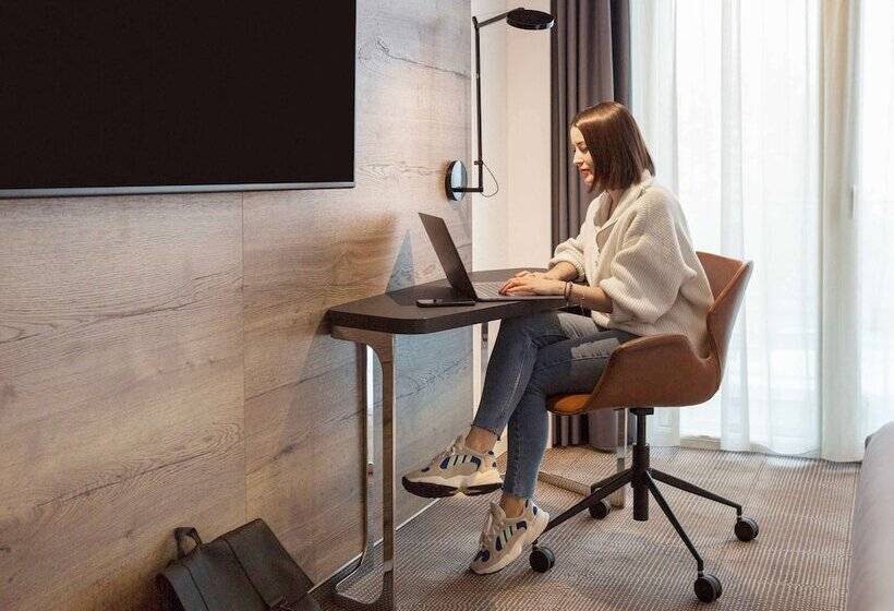 Номер Superior, Novotel Lausanne Bussigny