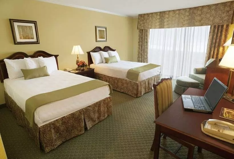 Standard-huone 2 Parivuodetta, Clarion Hotel & Suites Convention Center Fredericksburg