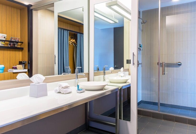 غرفة قياسية سرير مزدوج, Aloft Lexington