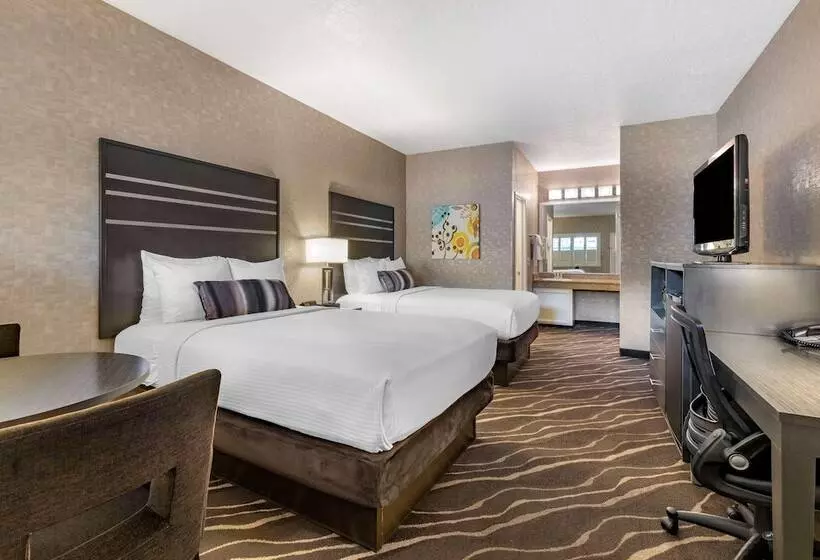 Standard-huone 2 Parivuodetta, Best Western Plus Park Place Inn Mini Suites