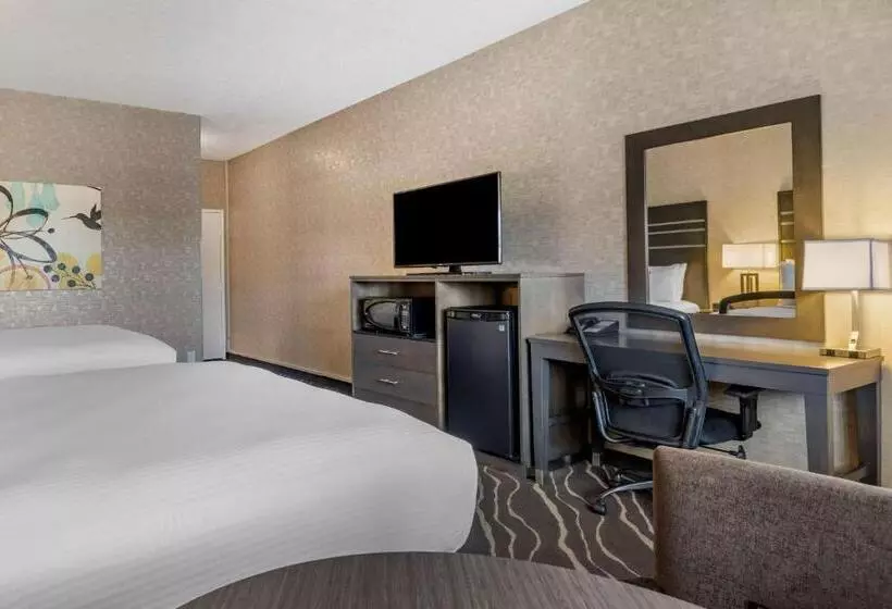 Standard-invahuone, Best Western Plus Park Place Inn Mini Suites