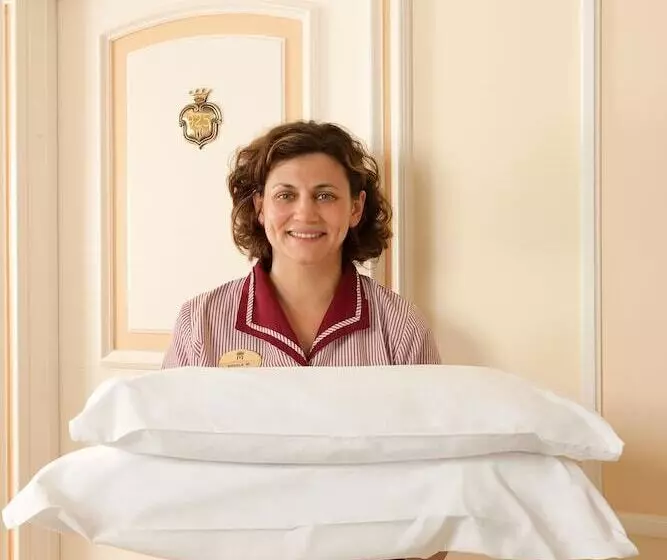 اتاق استاندارد, Grand Hotel Capodimonte