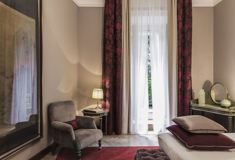 Suite with Terrace, Grand Hotel Et De Milan   The Leading Hotels Of The World