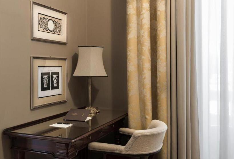 高级大房间, Grand Hotel Et De Milan   The Leading Hotels Of The World