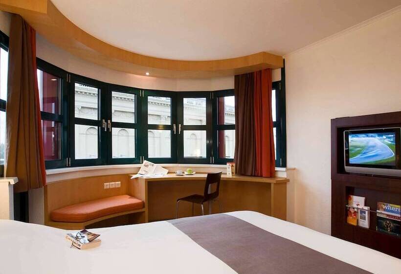 Habitación Estándar Cama Matrimonio, Ibis Budapest Heroes Square