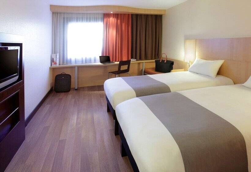 Habitación Estándar, Ibis Budapest Heroes Square