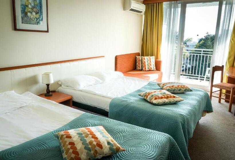 标准间, Laguna Garden