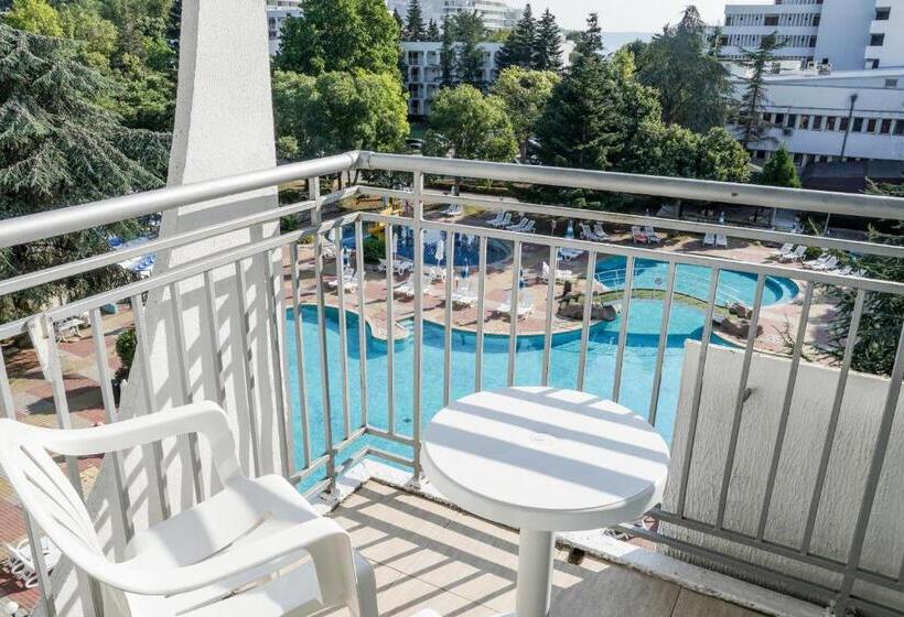 标准间, Laguna Garden