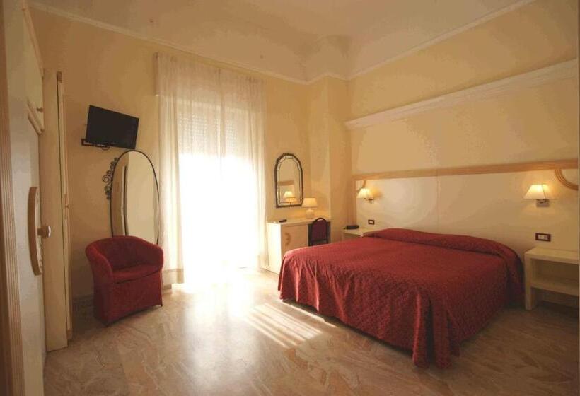 景色の見えるスタンダード4人部屋, Liberty