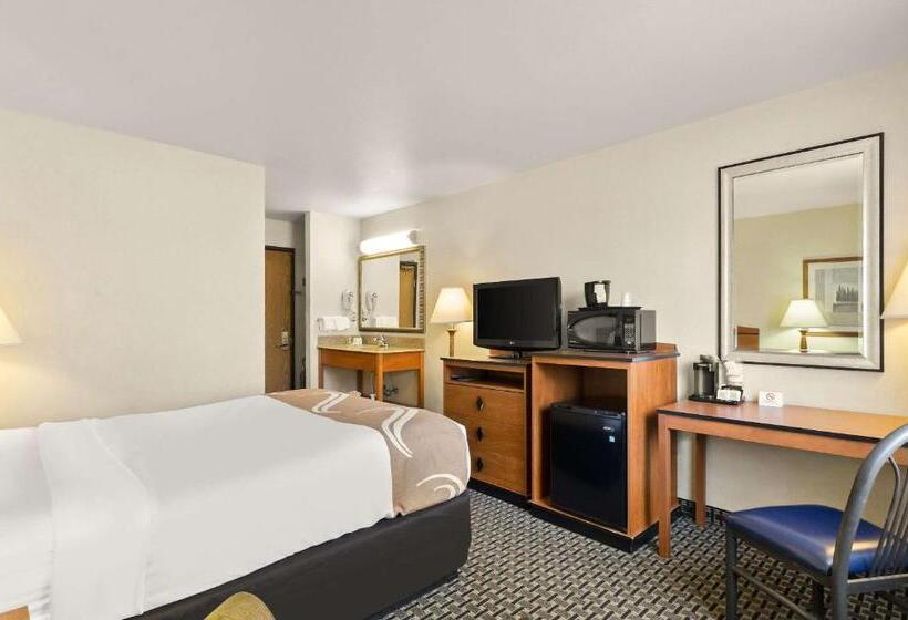 Номер Стандарт, Quality Inn Cheyenne I25 South