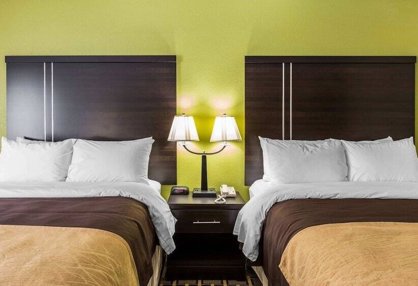 ２ダブルベッドのスタンダードルーム, Quality Inn West Of Asheville
