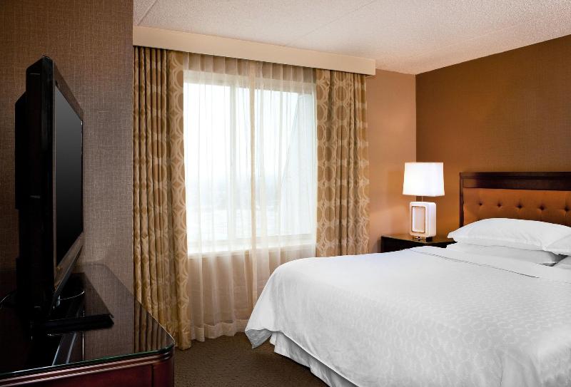 Стандартный Номер Кровать Кинг, Sheraton Great Valley