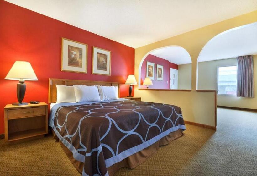 디럭스 스위트 킹 침대, Super 8 By Wyndham Lancaster